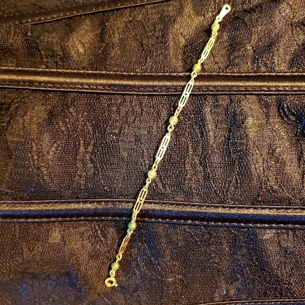 Avon child bracelet
